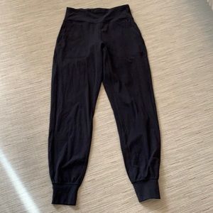 Lululemon Align Jogger 28”
